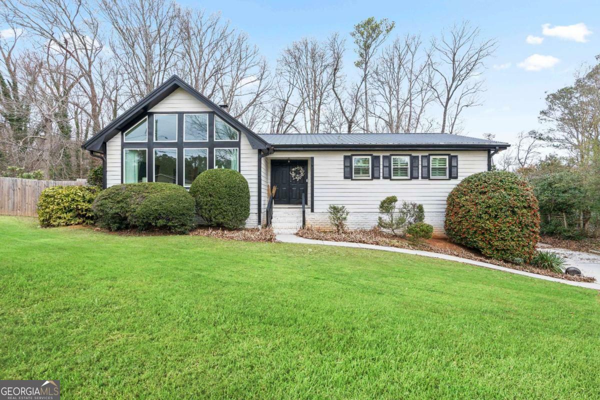 2720 Creekview Point NW  Marietta GA 30064 photo