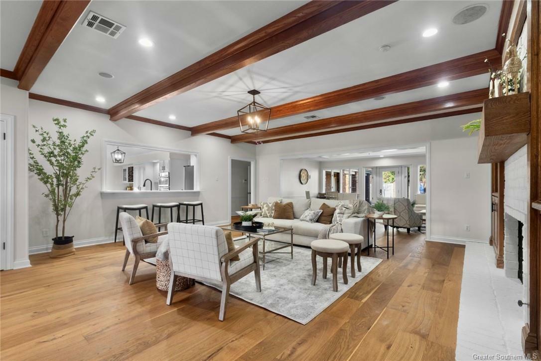 Property Photo: 2712 Bocage Lane LA 70605