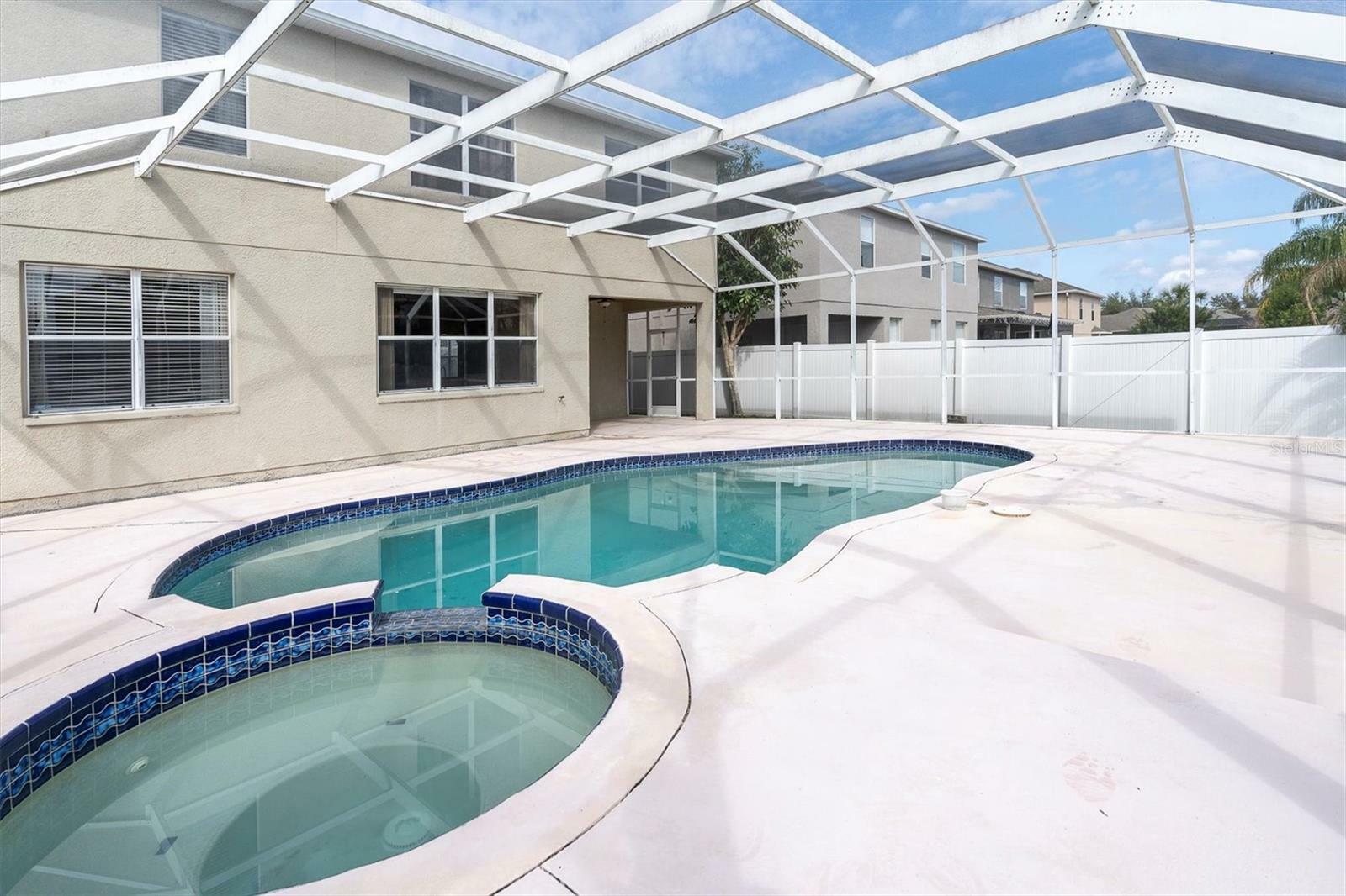 Property Photo:  1442 Lenton Rose Court  FL 34655 