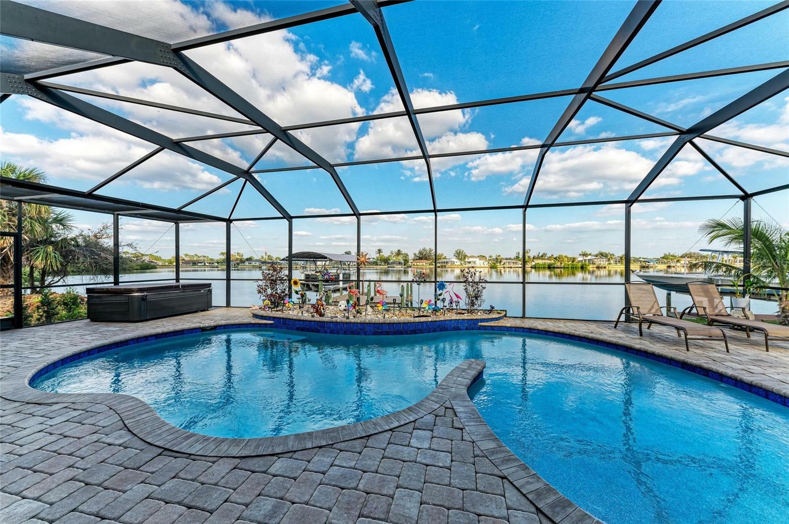 Property Photo:  349 Springview Circle NW  FL 33948 