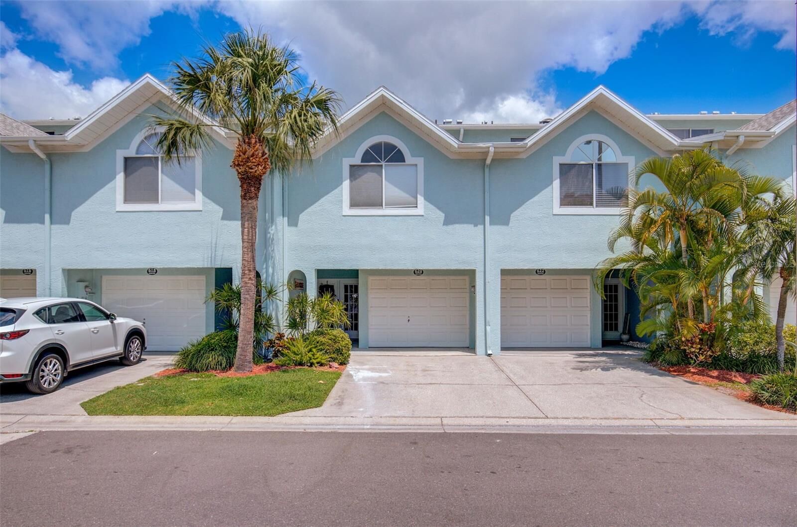 Property Photo: 620 Garland Circle FL 33785