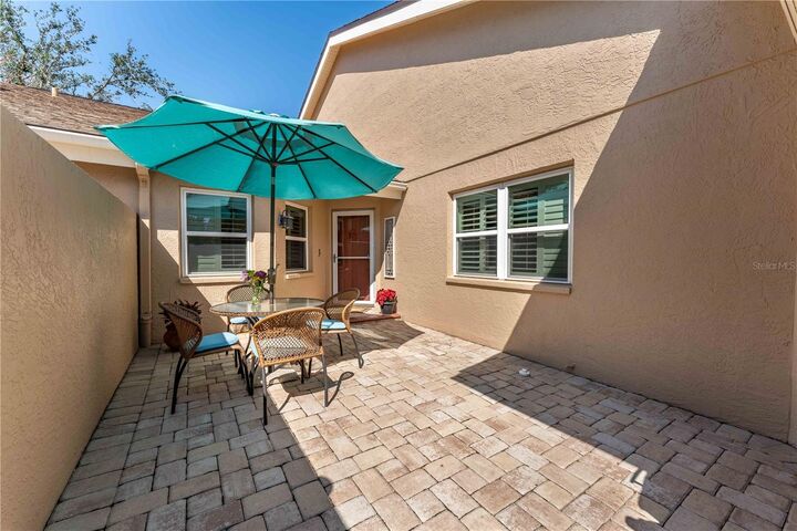 Property Photo: 5618 Monte Rosso Road FL 34243