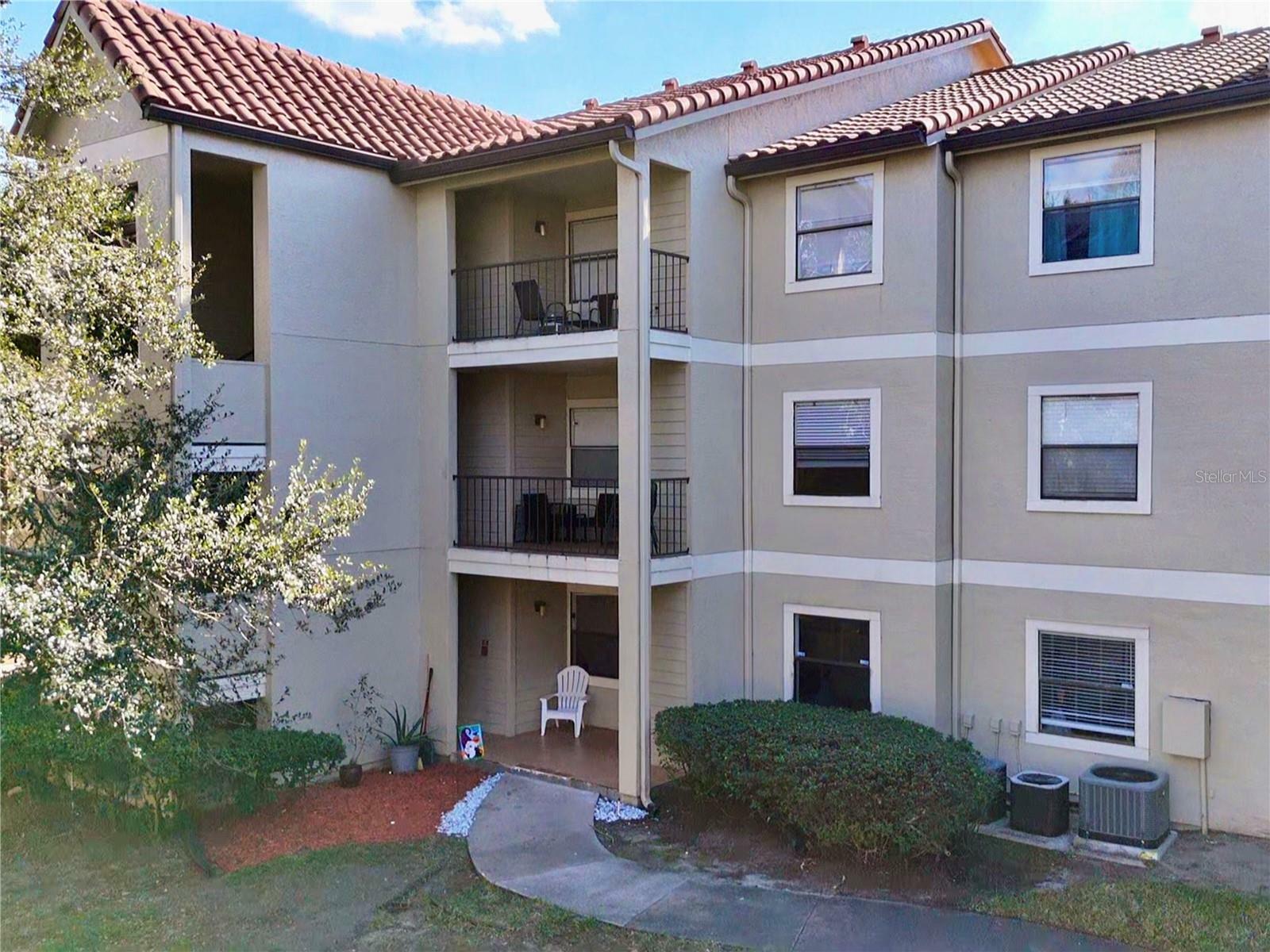 Property Photo:  3016 Parkway Boulevard 110  FL 34747 