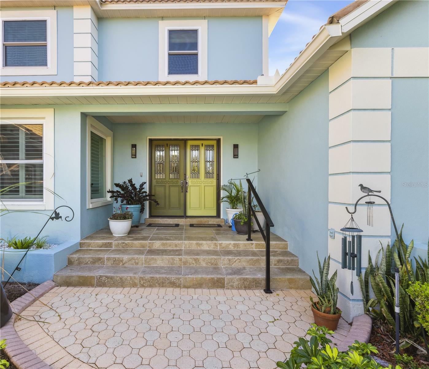 Property Photo:  952 Symphony Isles Boulevard  FL 33572 