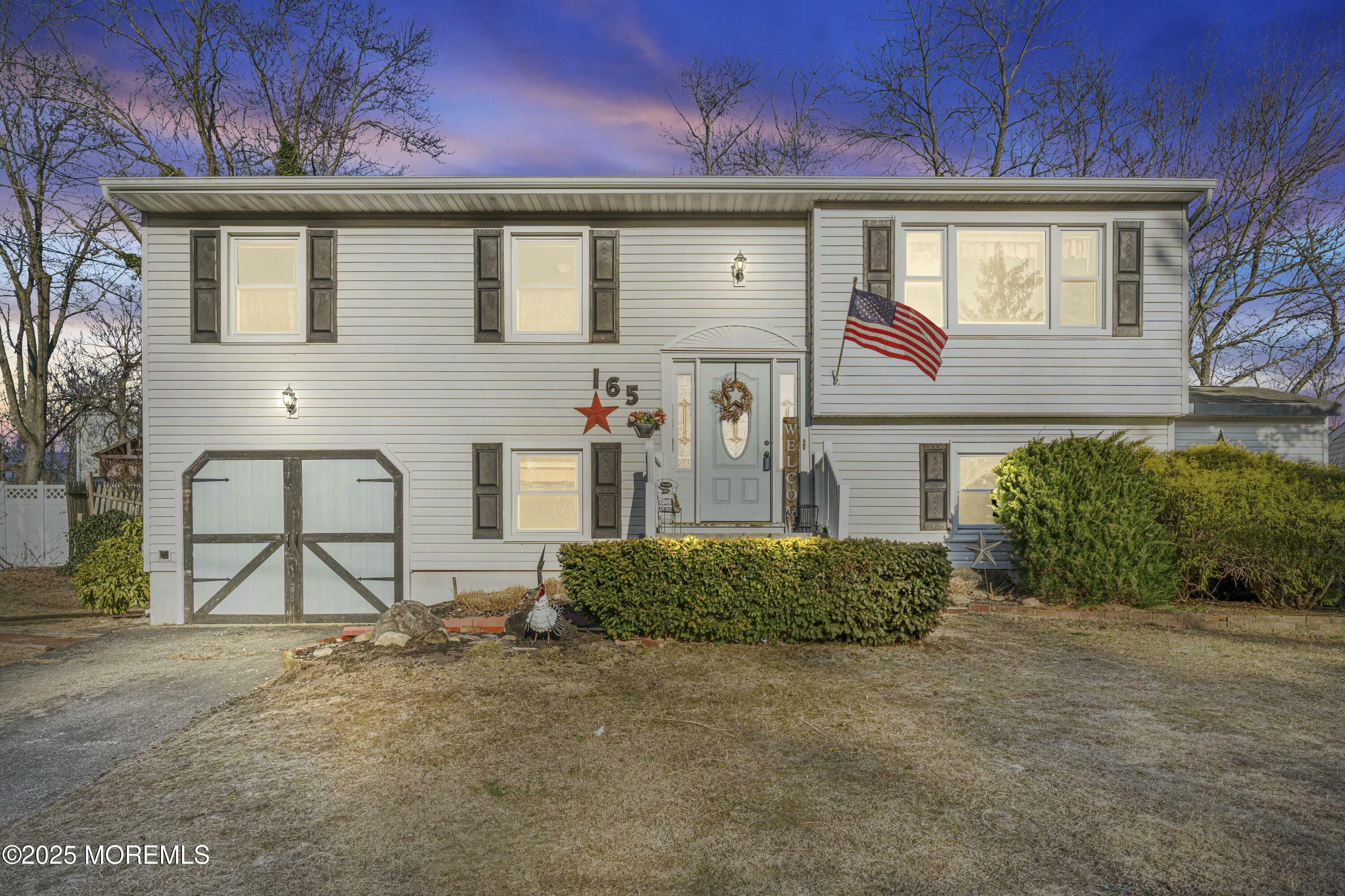 Property Photo:  165 Smith Circle  NJ 08742 