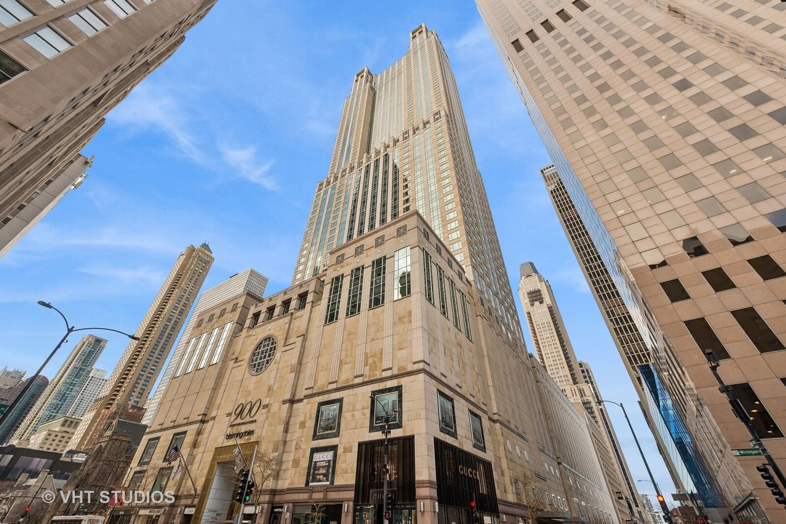 Property Photo:  77 E Walton Street 25D  IL 60611