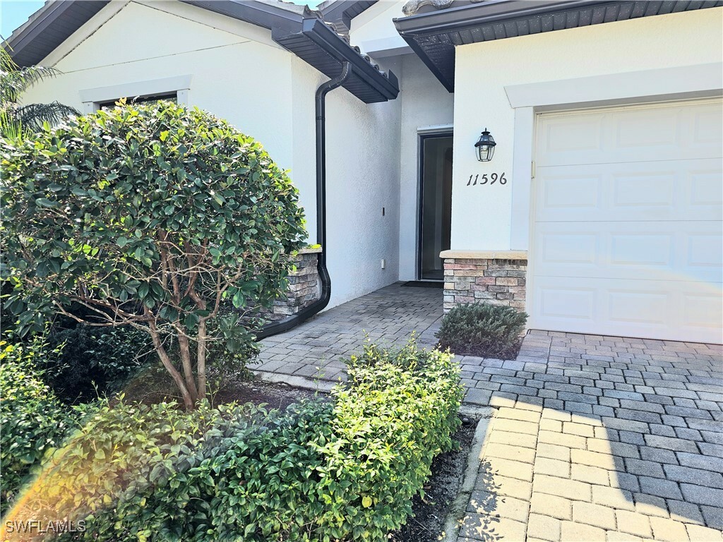 Property Photo:  11596 Shady Blossom Drive  FL 33913 