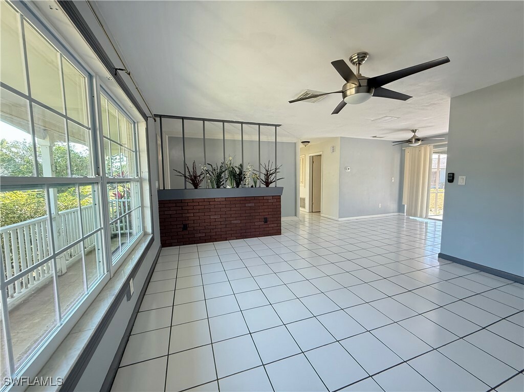 Property Photo:  1332 SE 44th Street  FL 33904 