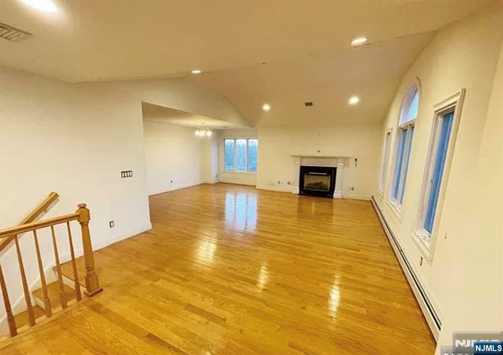 Property Photo:  662 Edgewater Avenue 2nd  NJ 07657 