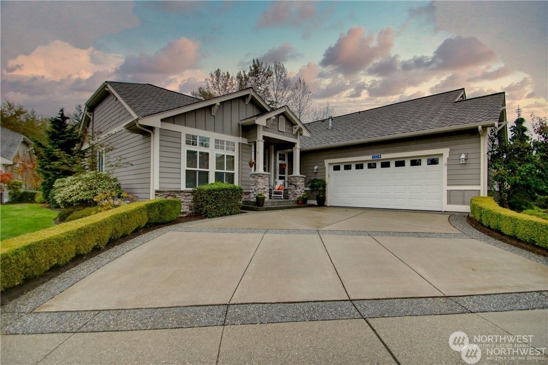 1324  Eagle Ridge Drive 5  Mount Vernon WA 98274 photo