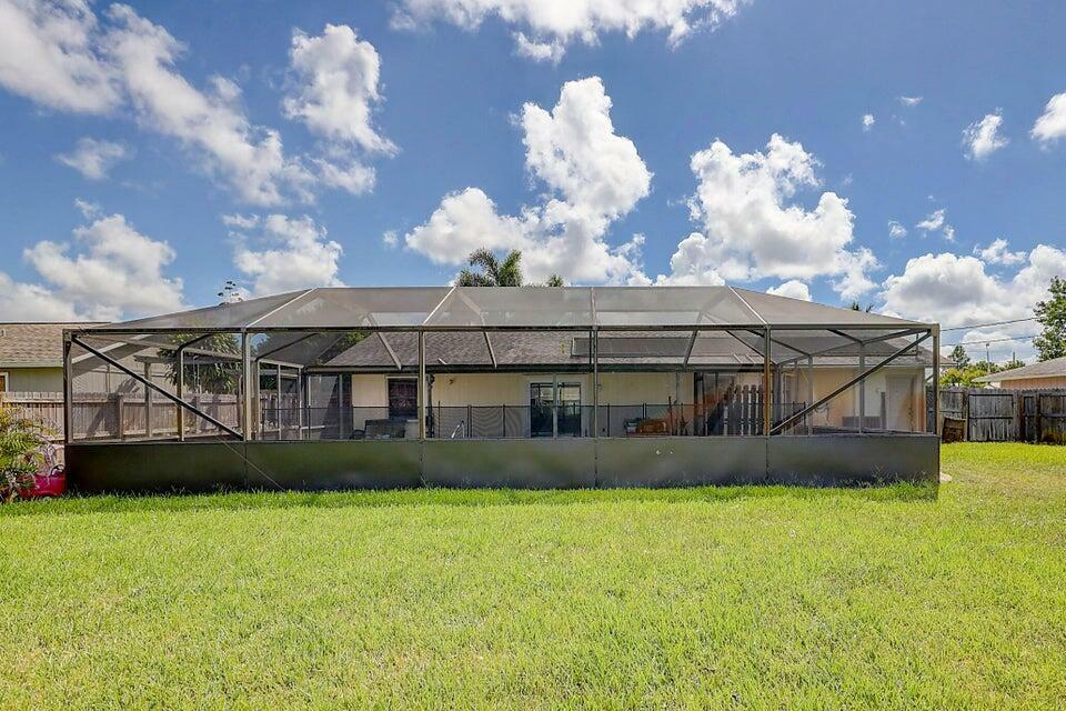 1852 SW Hampshire Lane  Port Saint Lucie FL 34953 photo