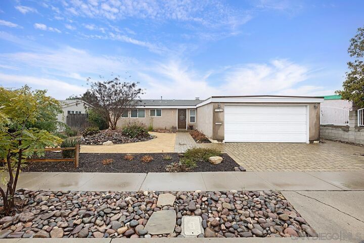Property Photo:  2784 Mobley St  CA 92123 