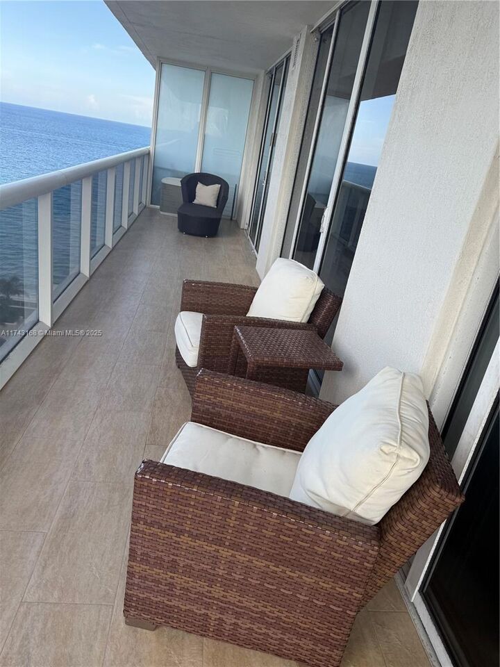 Property Photo:  1830 S Ocean Dr 1708  FL 33009 