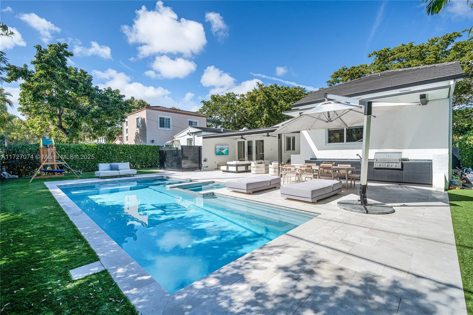 Property Photo: 440 Zamora Ave FL 33134