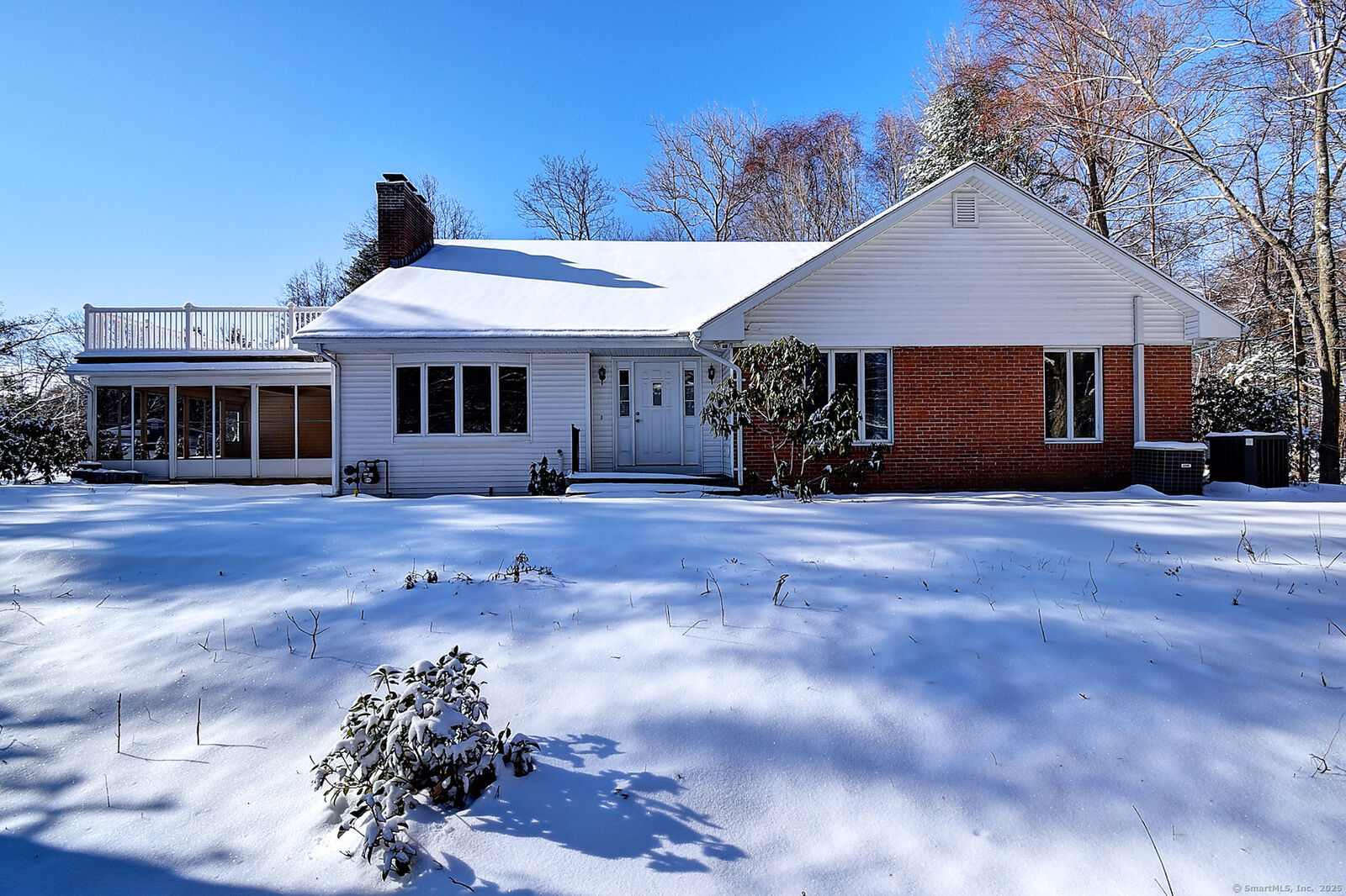 Property Photo:  21 Ferncliff Drive  CT 06117 