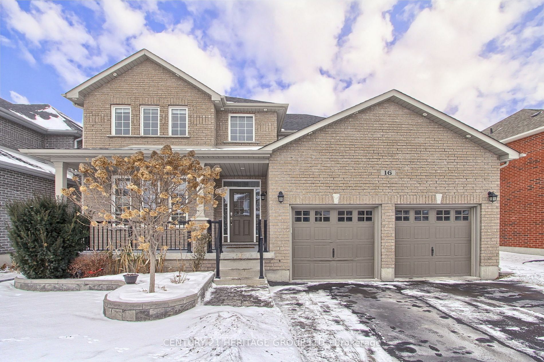 Property Photo:  16 Tim Jacobs Dr  ON L4P 4C7 