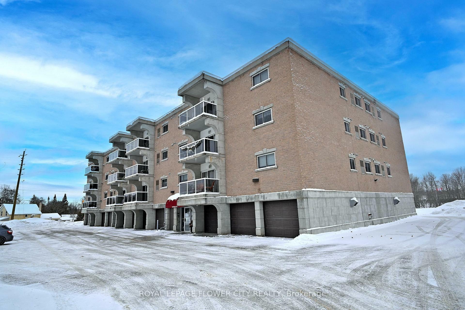 Property Photo: 401-85 William Street N ON N0G 2V0
