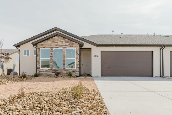 1832 N Golden Eagle  Cedar City UT 84721 photo