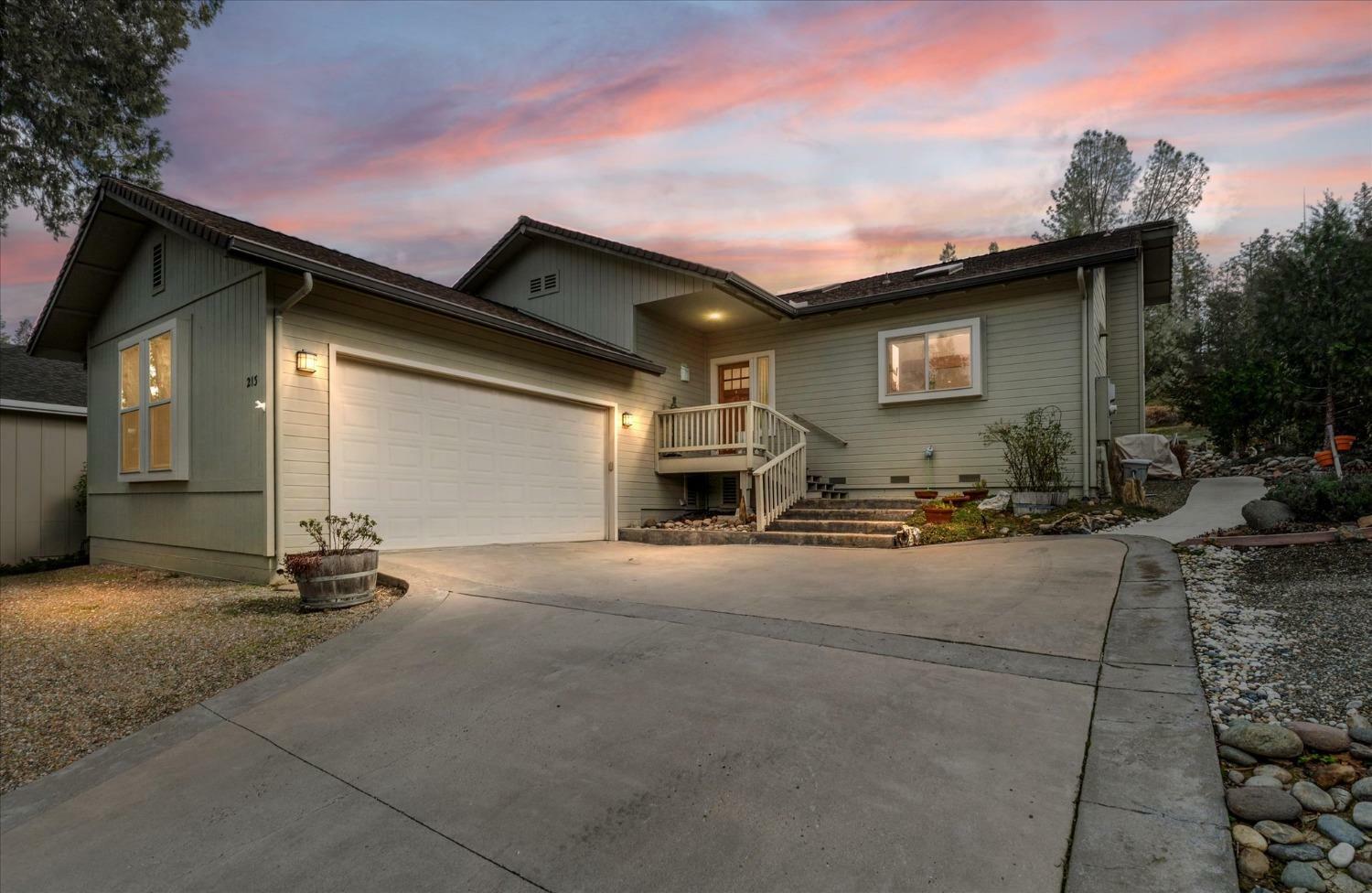 213 Lupine Lane  Murphys CA 95247 photo