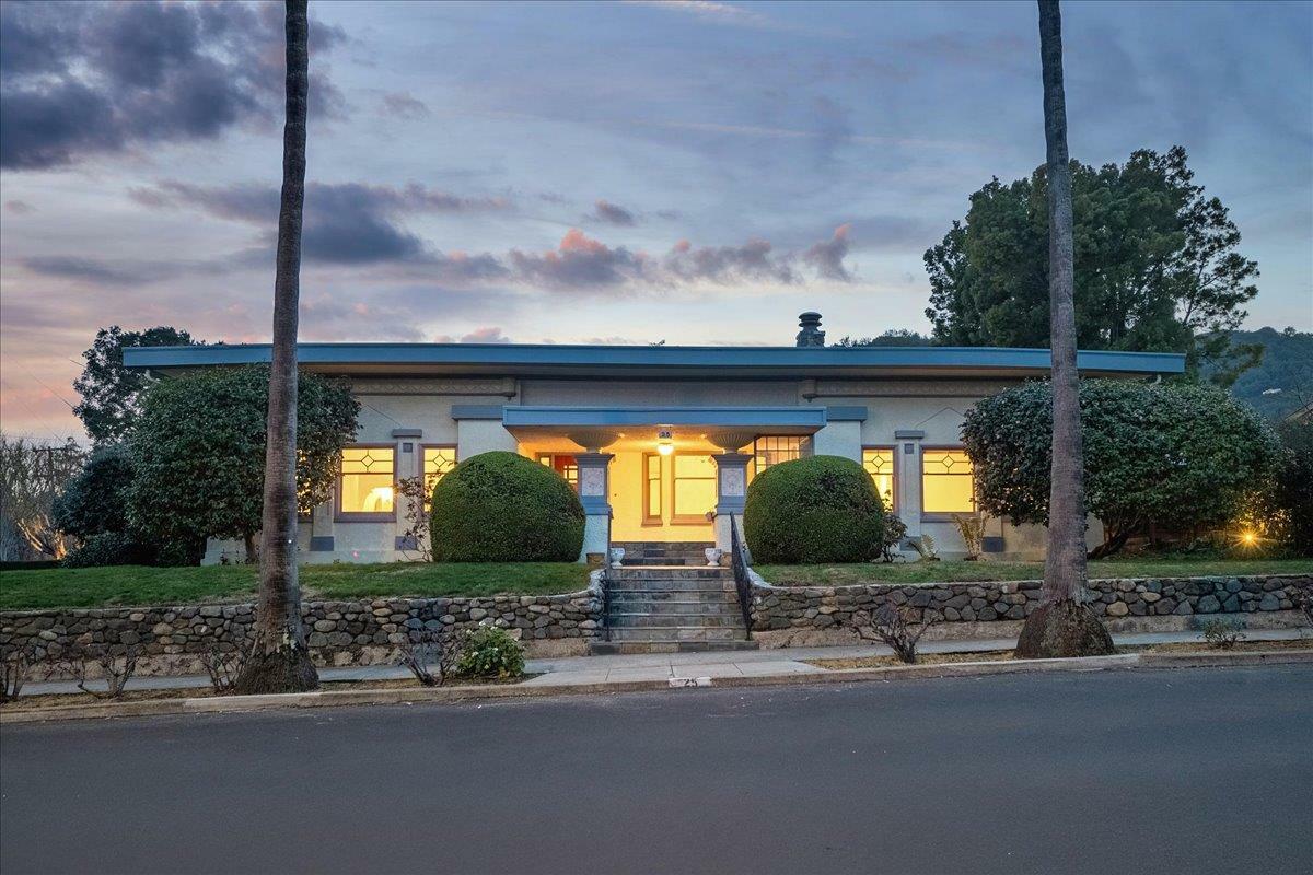 Property Photo:  25 Hernandez Avenue  CA 95030 