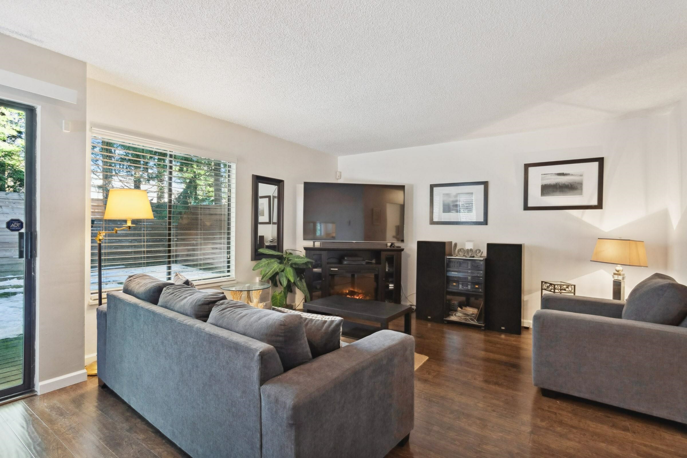 10620 150 Street 200  Surrey BC V3R 7R9 photo