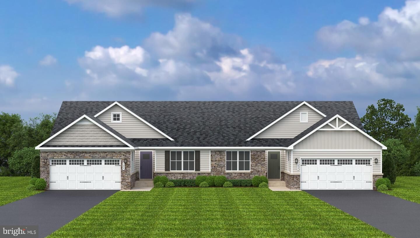 Property Photo: 1928 Shannon Drive South PA 17225