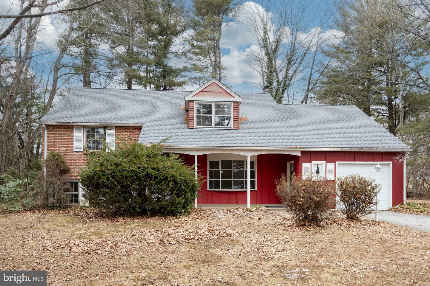 Property Photo: 46 Street Road PA 19073
