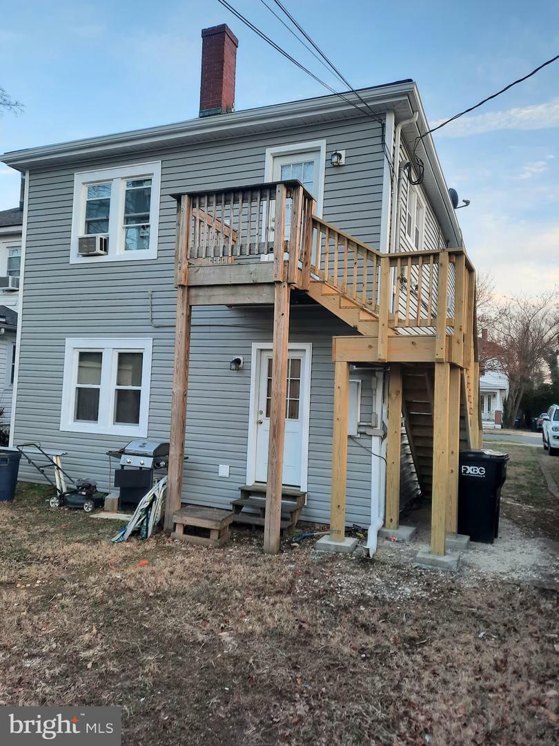 Property Photo:  807 Wolfe Street  VA 22401 