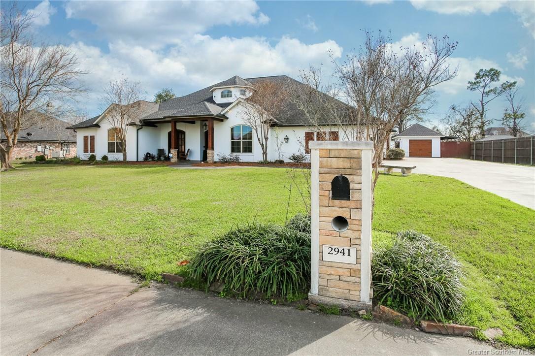 Property Photo:  2941 Putters Lane  LA 70605 