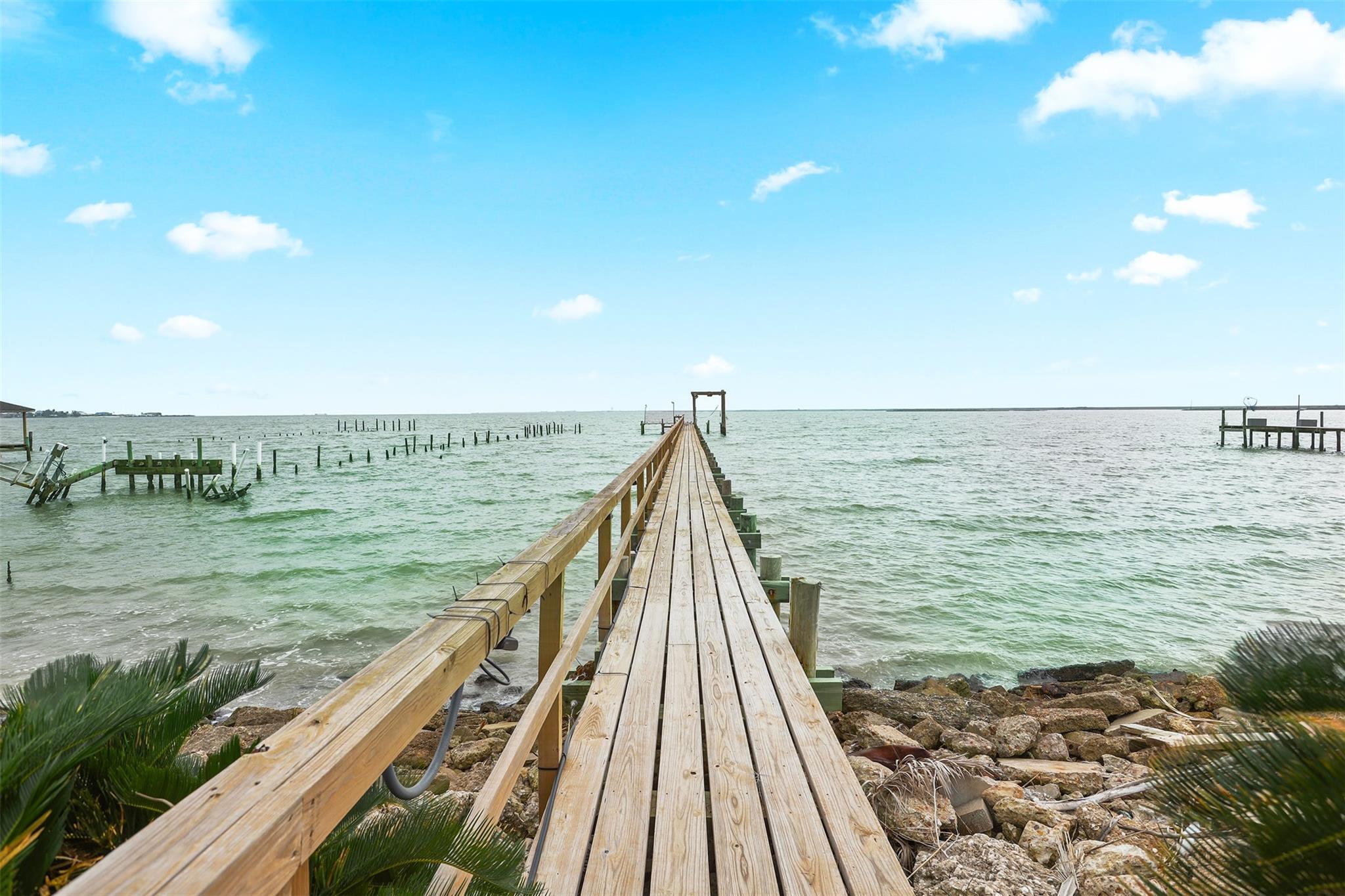 Property Photo: 2306 Ave N TX 77539