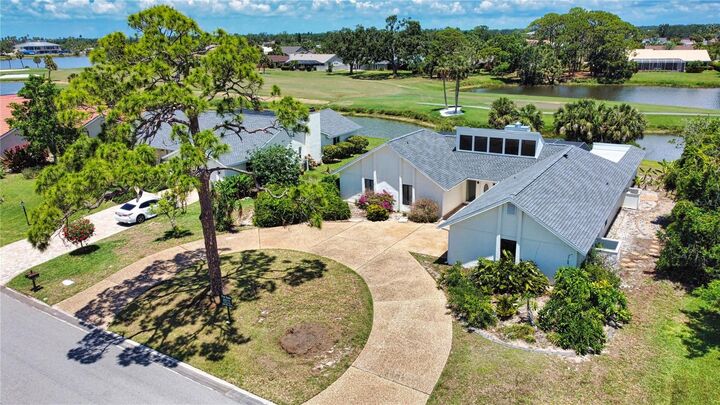 3837 Torrey Pines Boulevard  Sarasota FL 34238 photo