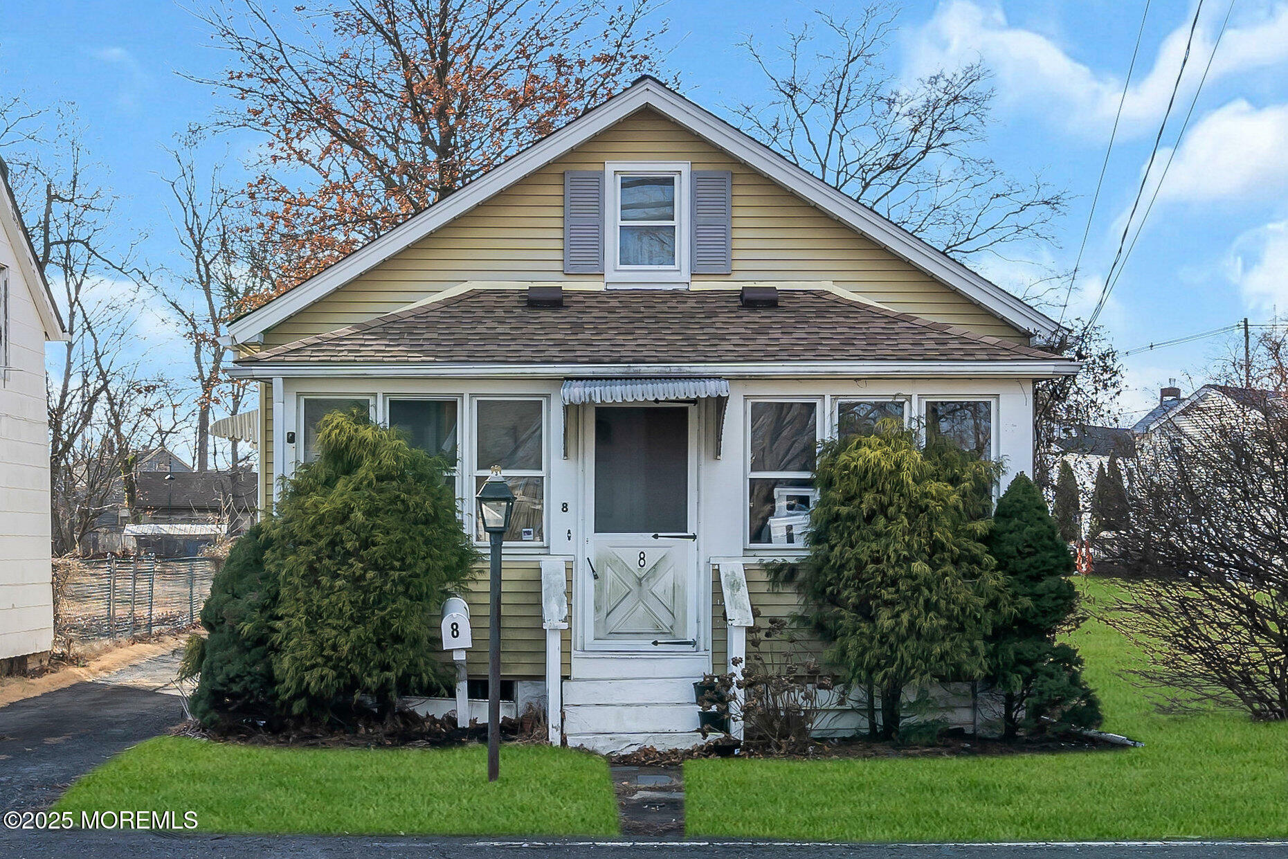 Property Photo:  8 New Brunswick Avenue  NJ 07747 