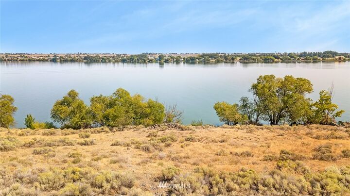 4065  Edwards Drive  Moses Lake WA 98837 photo