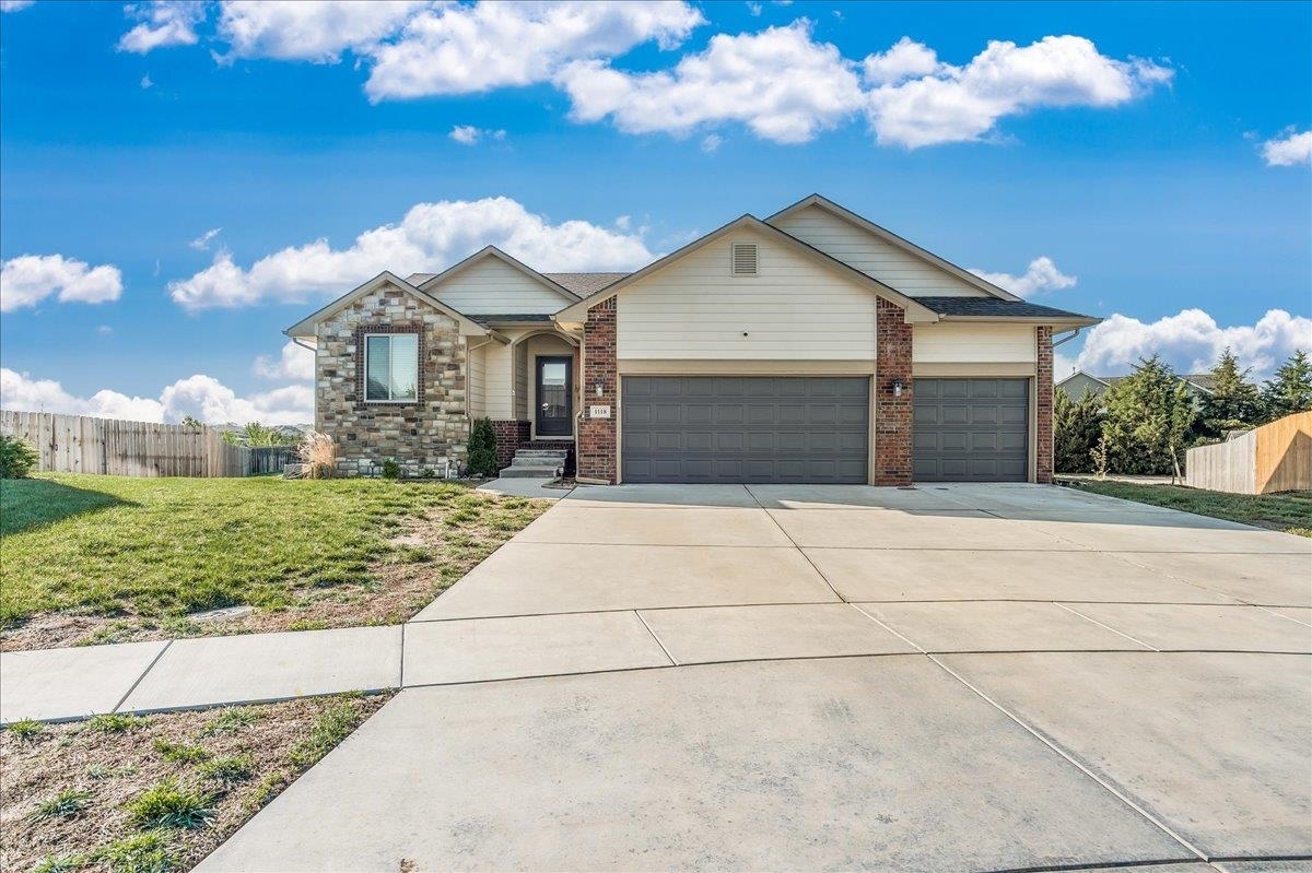 1118 N Spring Ridge Ct  Derby KS 67037 photo