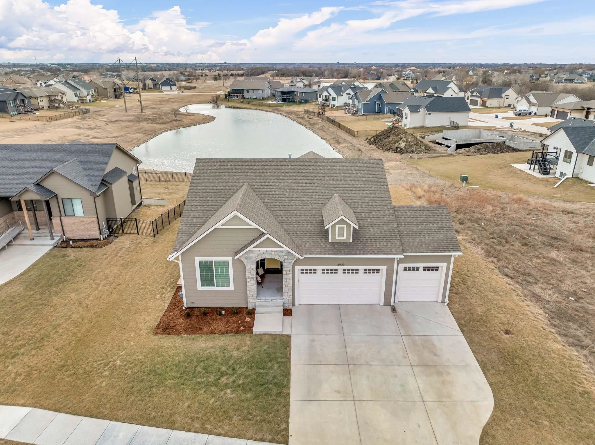 Property Photo:  6909 E Pheasant Ridge St  KS 67226 