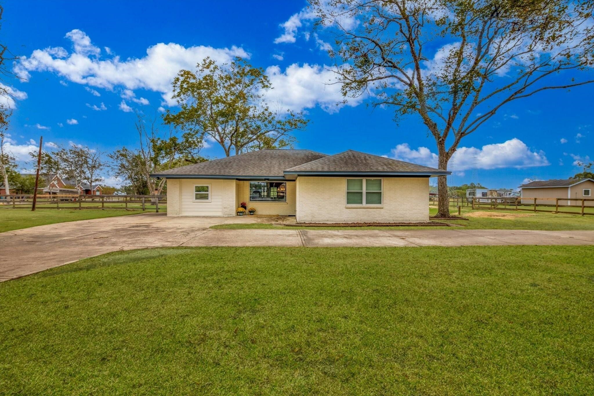 Property Photo:  13708 Bohemian Hall Road  TX 77532 