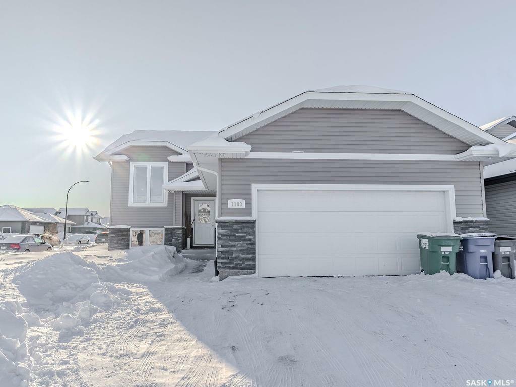 Property Photo:  1103 Hargreaves Way  SK S7R 0H2 