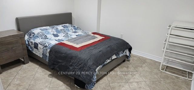 Property Photo:  102 Crumlin Crescent  ON L6X 0Y4 