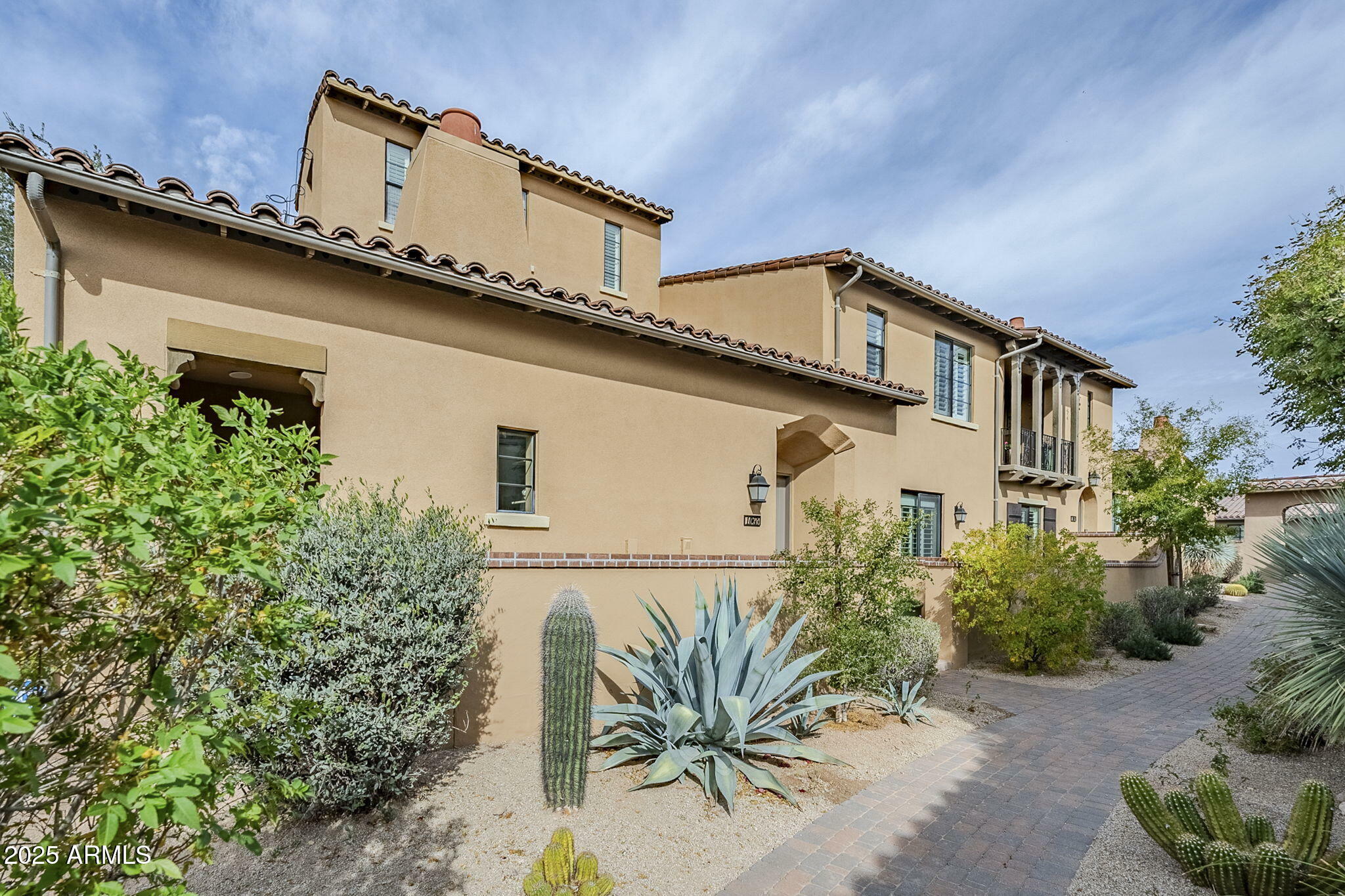 Property Photo:  20704 N 90th Place 1065  AZ 85255 