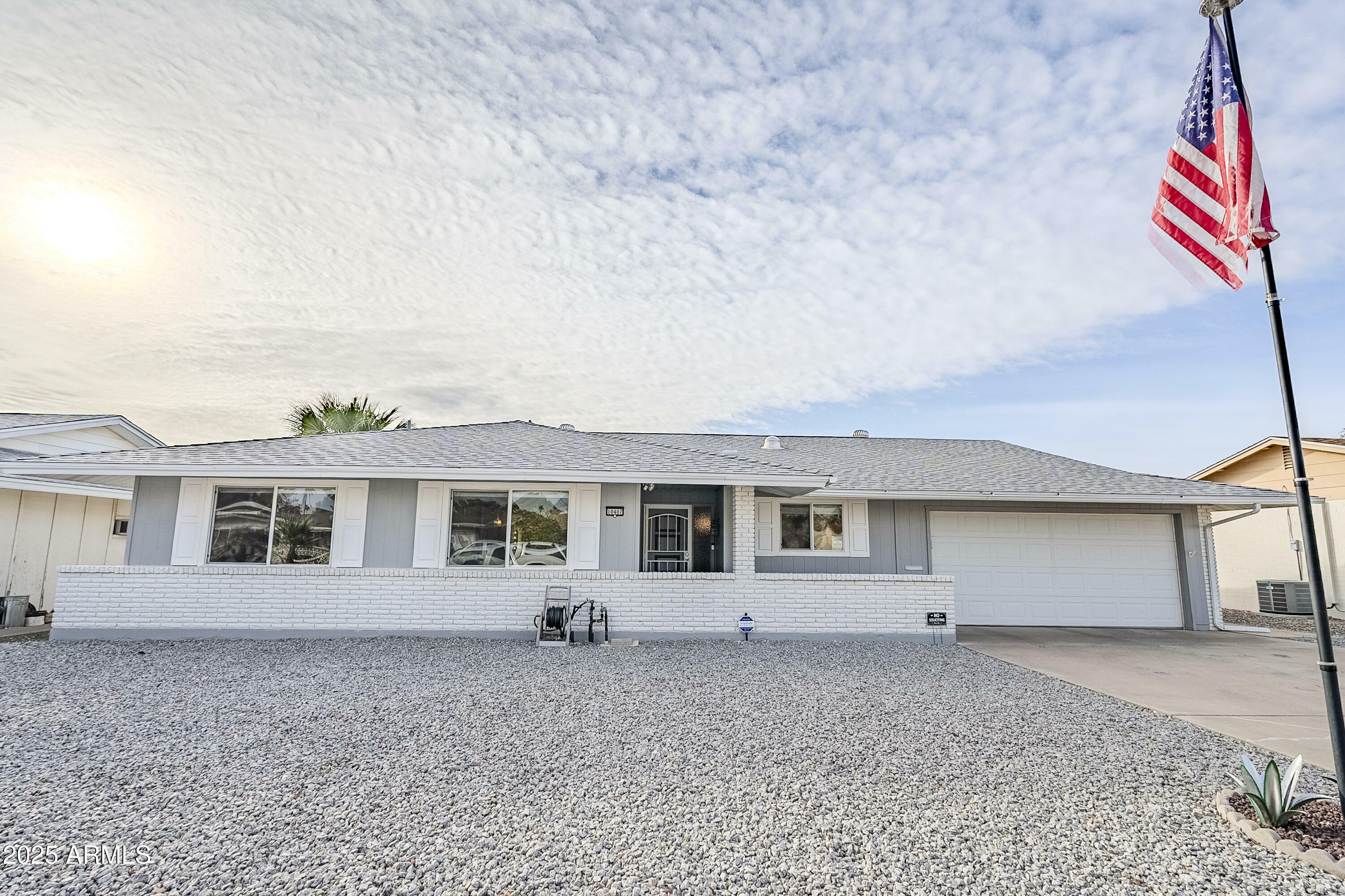 Property Photo:  10407 W Mission Lane  AZ 85351 