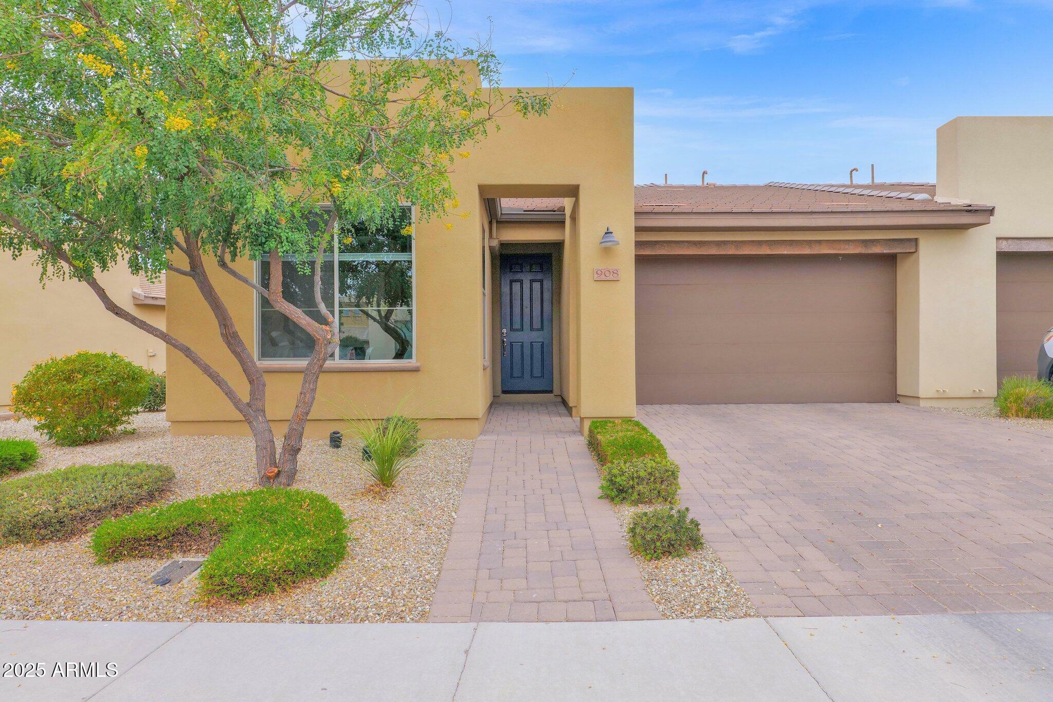 Property Photo:  908 E Cereus Pass  AZ 85140 