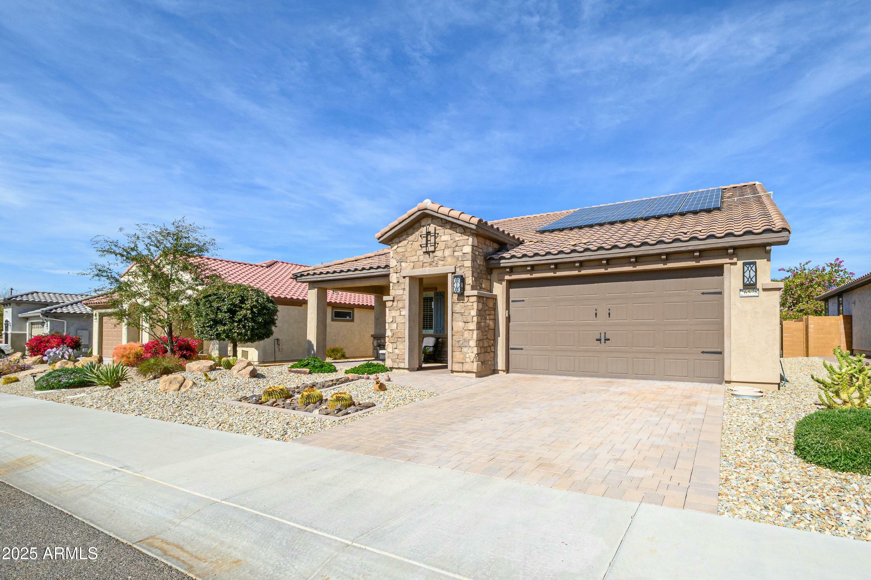 Property Photo:  26578 W Piute Avenue  AZ 85396 