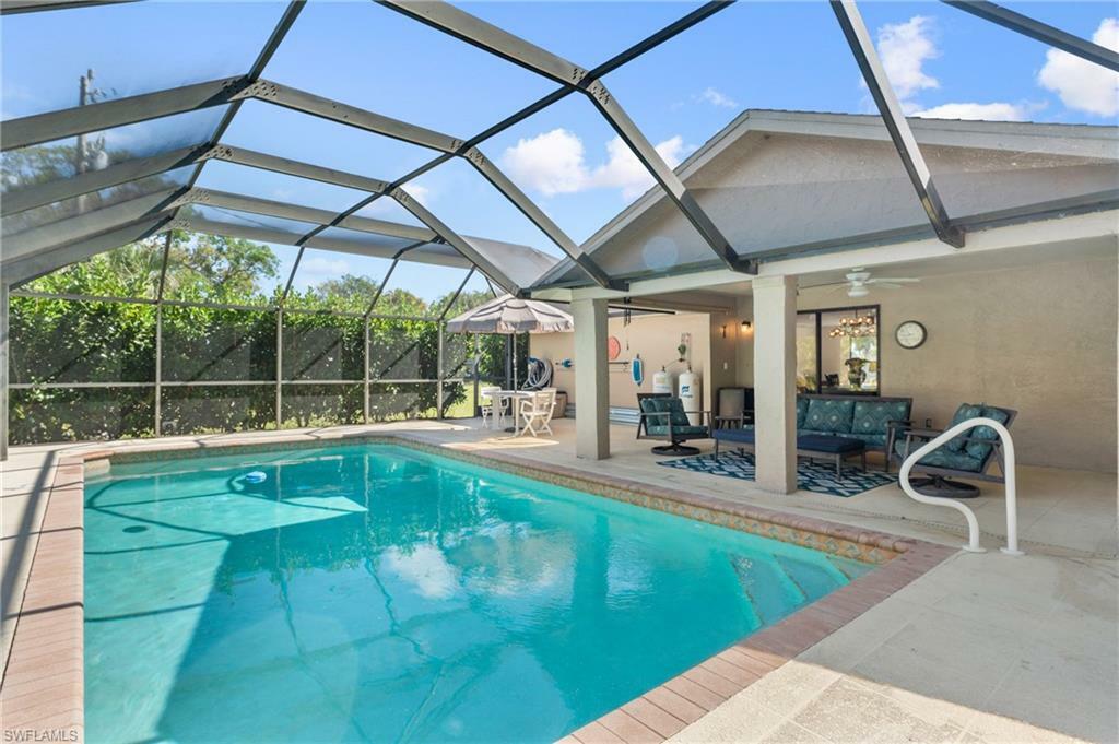 Property Photo: 170 5th St FL 34113