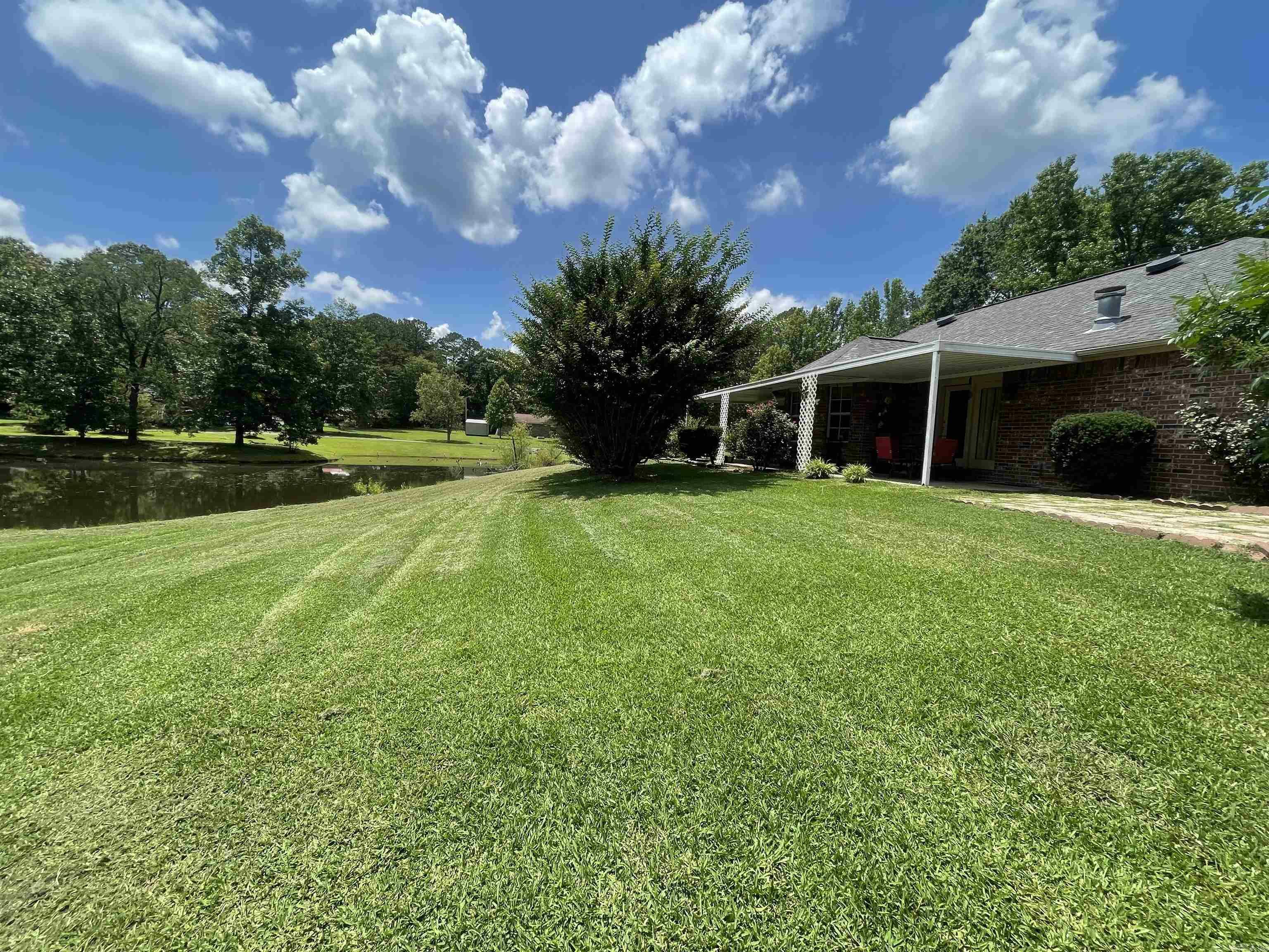 Property Photo: 201 W Bullion AR 71953
