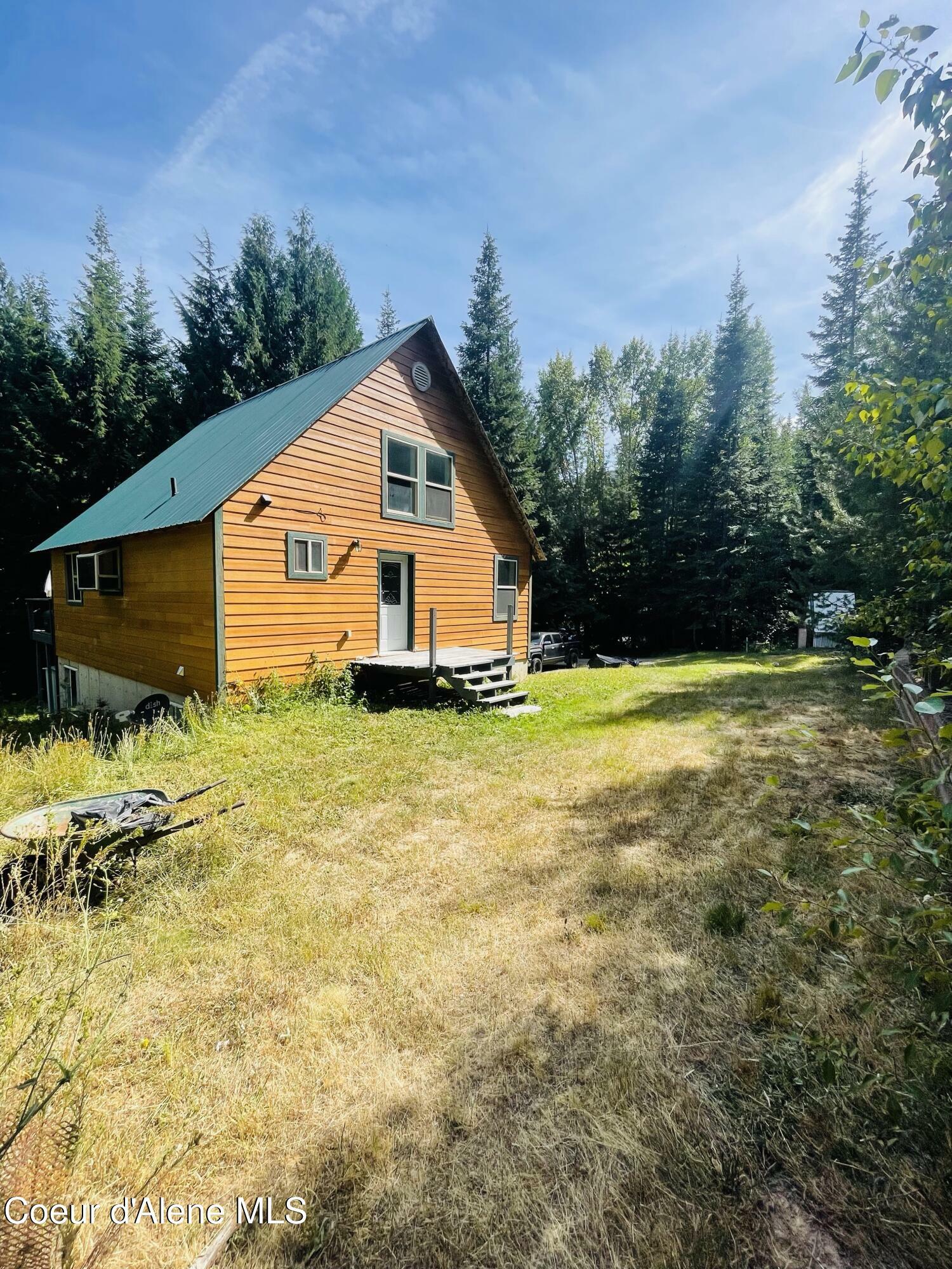 Property Photo:  33609 N Blanchard Creek Rd  WA 99156 