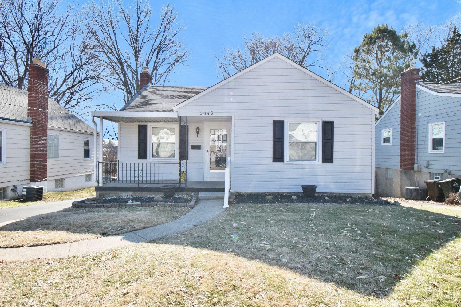 Property Photo: 5643 Biscayne Avenue OH 45248