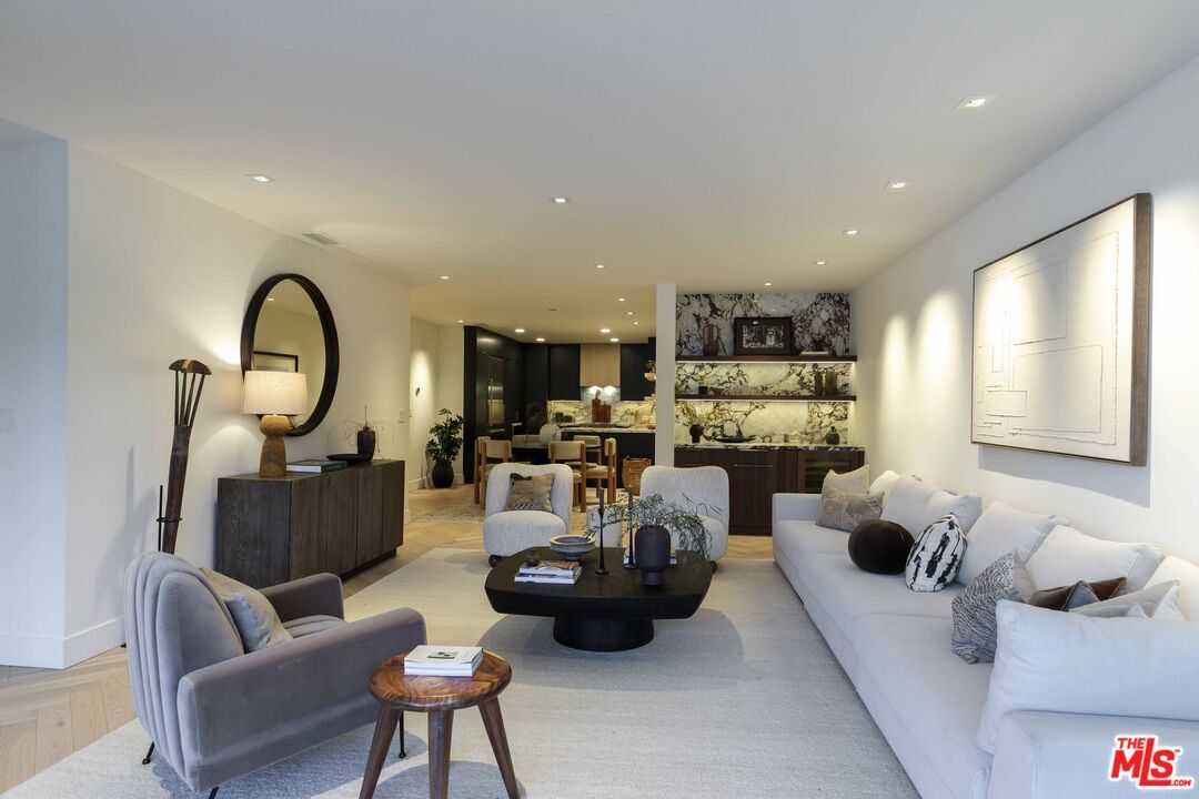 Property Photo:  1100   Alta Loma Rd 1202  CA 90069 