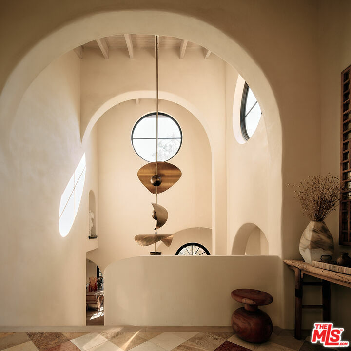 Property Photo: 2729 Nichols Canyon Rd CA 90046