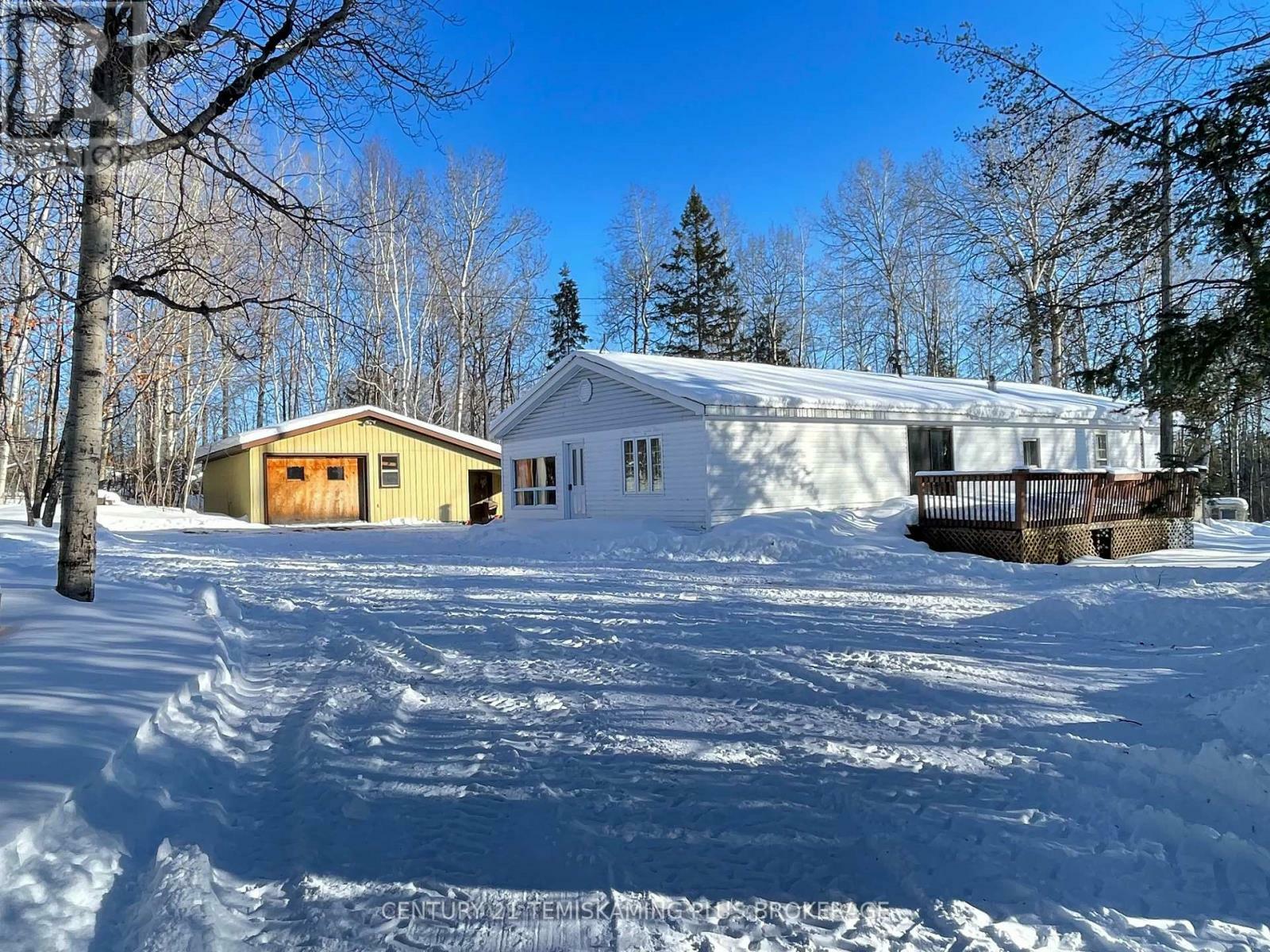 Photo de la propriété:  944062 Maybrook Road  ON P0J 1P0 