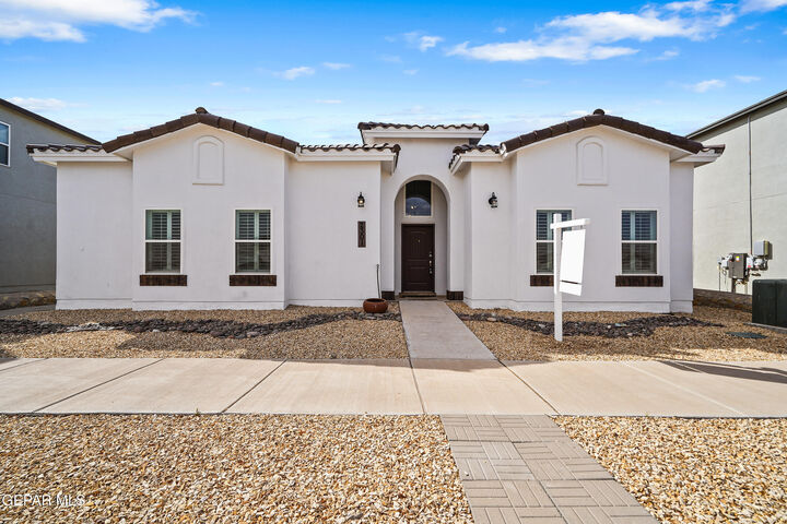 2301 Mike Price Drive  El Paso TX 79938 photo